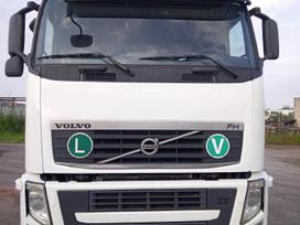 Volvo FH42T, 2 miegamosios vietos