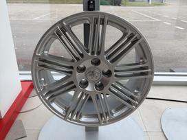 Toyota RAV4, lengvojo lydinio, R18