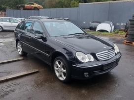 Mercedes-Benz C220
