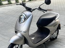 Yadea C-umi, motoroleriai / mopedai