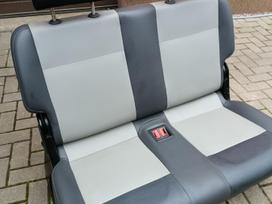 Volkswagen Caddy Maxi seats