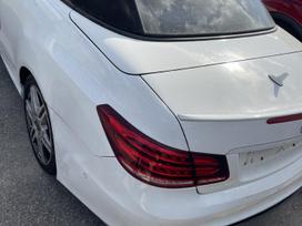 Mercedes-Benz E klasė по частям. Detaliu pristatymas