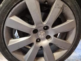 Peugeot 5008, lengvojo lydinio, R18