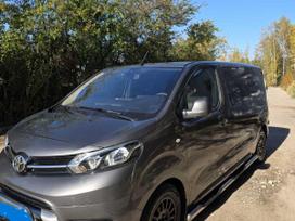 Toyota Proace Verso, 2.0 l., Пассажирский микроавтобус