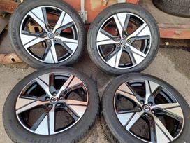 Volvo XC40 electric        priekis g, легкосплавные , R19