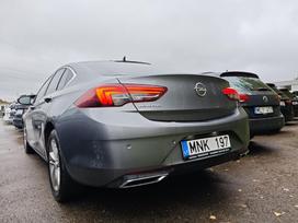 Opel Insignia, 2.0 l., Седан