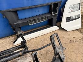 MAN TGX , bamperio dalys, vilkikai