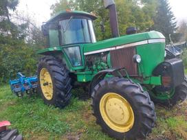 Mtz John deere, traktoriai