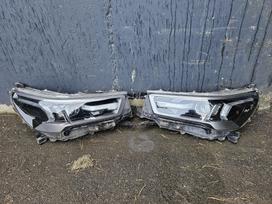 Toyota Hilux dalimis. Darbo laikas 8 00 20 00 be poilsio dienų galime prist