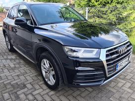 Audi Q5, 2.0 l., off-road / crossover