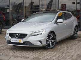 Volvo V40, 2.0 l., Хэтчбек