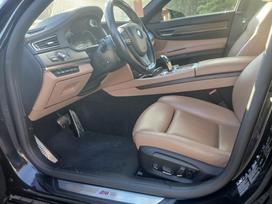 BMW 740, 3.0 l., saloon / sedan