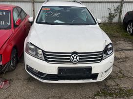 Volkswagen Passat Vw passat b7 dalimis ardomi keli automobiliai įvairių spalvų k