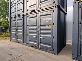 -Kita- Konteineris su šoninėm durimis, shipping (storage) containers