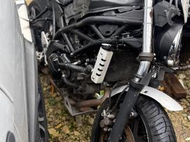 Suzuki SV 650cc, street / classic