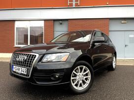 Audi Q5, 3.2 l., off-road / crossover