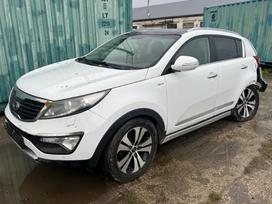 Kia Sportage dalimis. Europa xenon automobilis dalimis