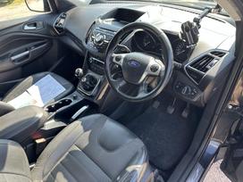 Ford Kuga dalimis. Txma variklio kodas juodas perlas