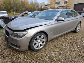 BMW 730