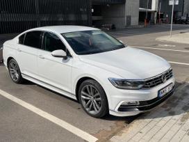 Volkswagen Passat, 1.8 l., saloon / sedan