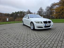 BMW 335, 3.0 l., sedanas