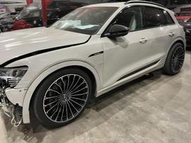 Audi e-tron rezerves daļās. Nemokamai ir greitai pristatome automobilių dalis