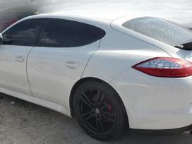 Porsche Panamera rezerves daļās. Nemokamai ir greitai pristatome automobilių dalis