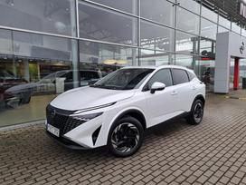 Nissan Qashqai, 1.3 l., off-road / crossover