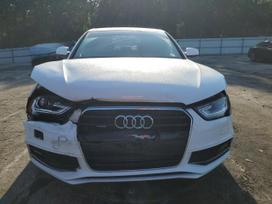 Audi A4 rezerves daļās. Nemokamai ir greitai pristatome automobilių dalis