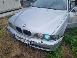 BMW 530 Taipat ir perkame b m w markes auto