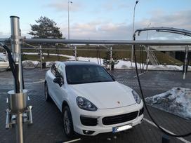 Porsche Cayenne, 3.6 l., off-road / crossover