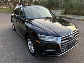 Audi Q5, 2.0 l., mpv / minivan