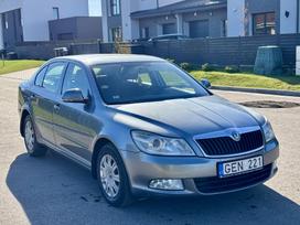Skoda Octavia, 1.6 l., saloon / sedan