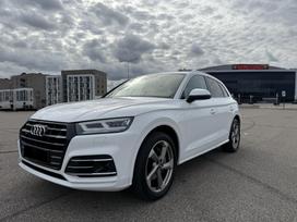 Audi Q5, 2.0 l., Внедорожник / Кроссовер