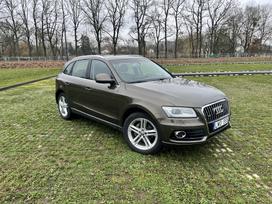 Audi Q5, 2.0 l., off-road / crossover