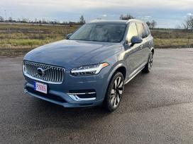 Volvo XC90, 2.0 l., off-road / crossover