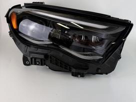 Mercedes-Benz E klasė lights