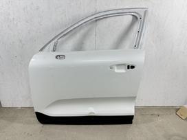 Volvo XC40 doors