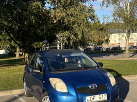 Toyota Yaris, 1.3 l., Хэтчбек