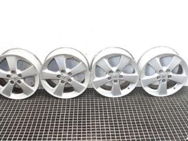 Toyota Auris, lengvojo lydinio, R17