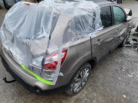 Nissan Qashqai по частям
