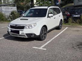 Subaru Forester, 2.0 l., off-road / crossover