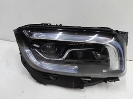 Mercedes-Benz GLB klasė buferu pastiprinātāji, gaismas, radiatora režģis