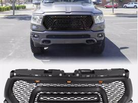 Dodge Ram, 68405010AA, apdailos grotelės