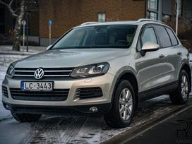 Volkswagen Touareg, 3.0 l., Внедорожник / Кроссовер