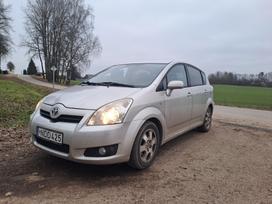 Toyota Corolla Verso, 2.2 l., Минивэн