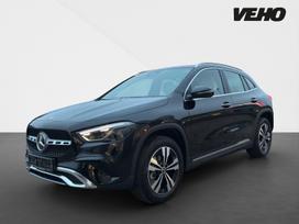 Mercedes-Benz GLA250, 1.3 l., off-road / crossover