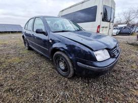 Volkswagen Bora dalimis. 2026 8 25 pigios