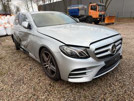 Mercedes-Benz E klasė Variklio kodas 654920 pavarų dėžės kodas 725008 spalvos koda
