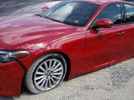 Alfa Romeo Giulia по частям. Nemokamai ir greitai pristatome automobilių dalis kau